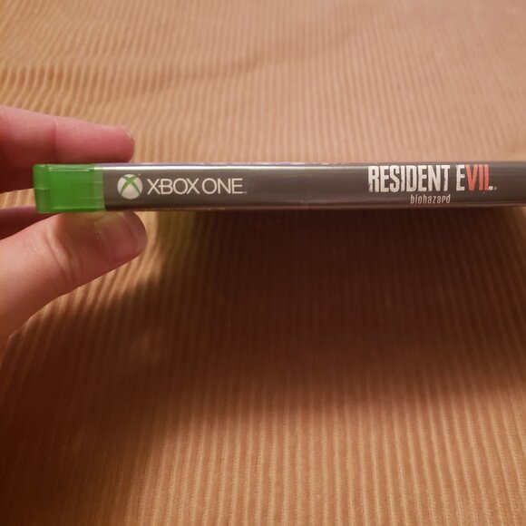 Resident Evil 7 Biohazard for Xbox One - Picture 3 of 7